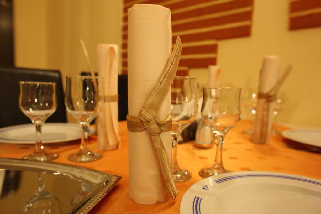 Hotel Central 2*