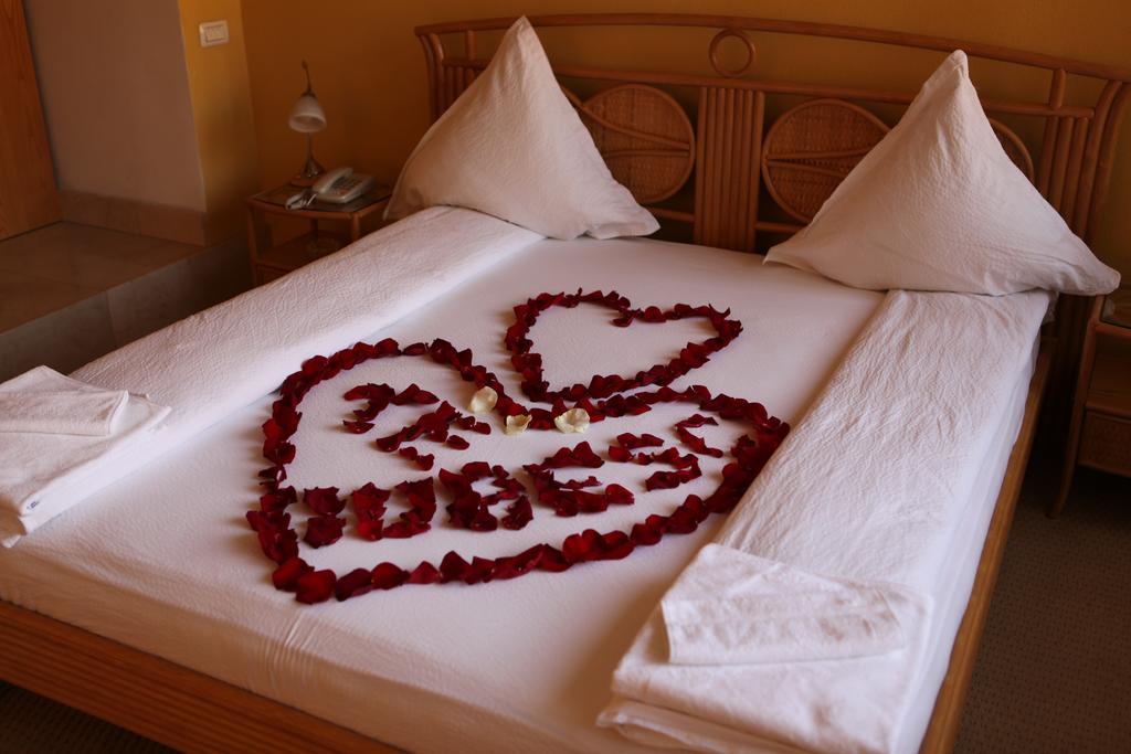 Hotel Central Hotel 2*
