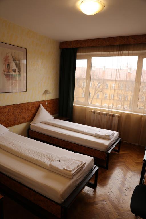 Hotel Central 2*